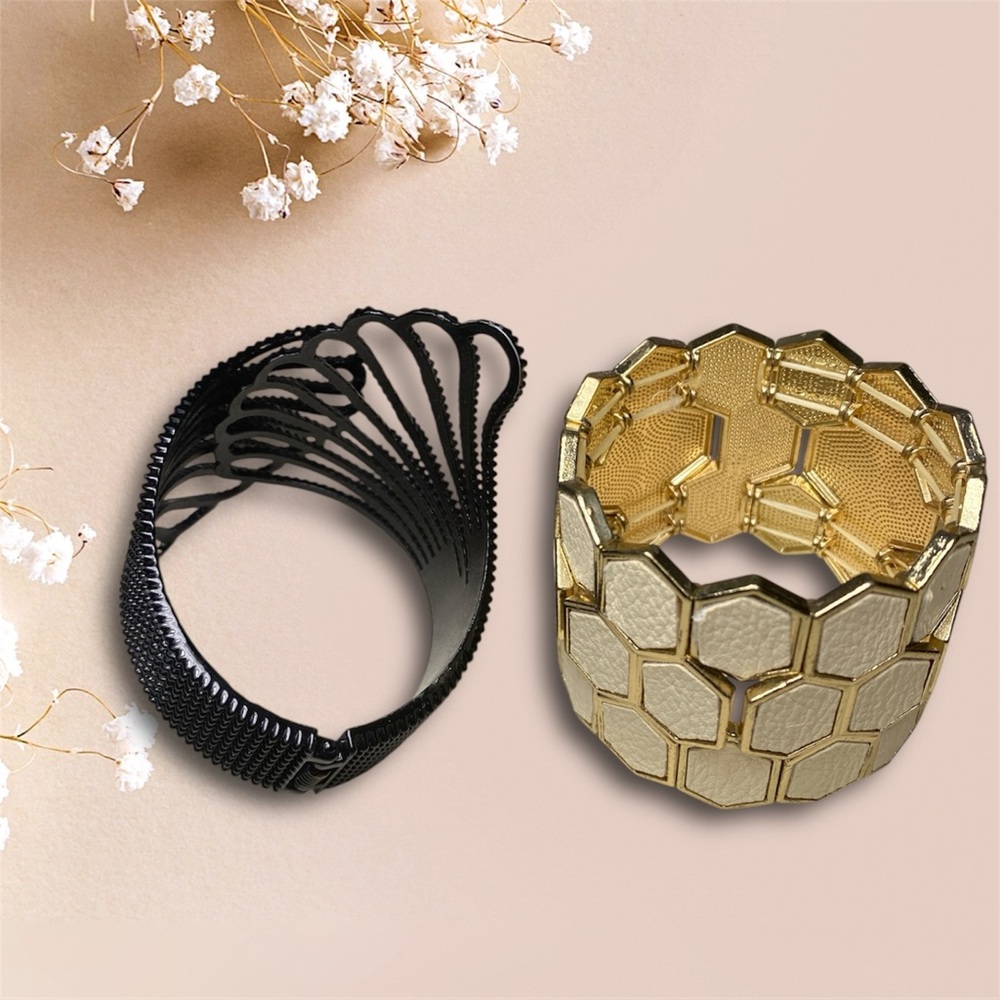 Elegant Gold and Black Jewelry Set